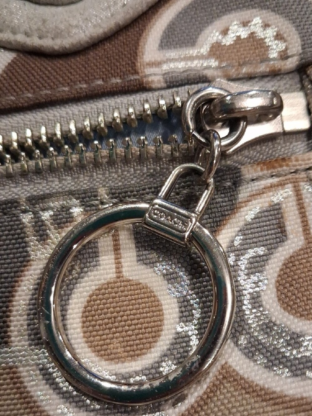 Coach Poppy 18342 Pop C Metallic Graffiti Glam Tote Bag Khaki/Silver Flawed - Picture 8 of 8